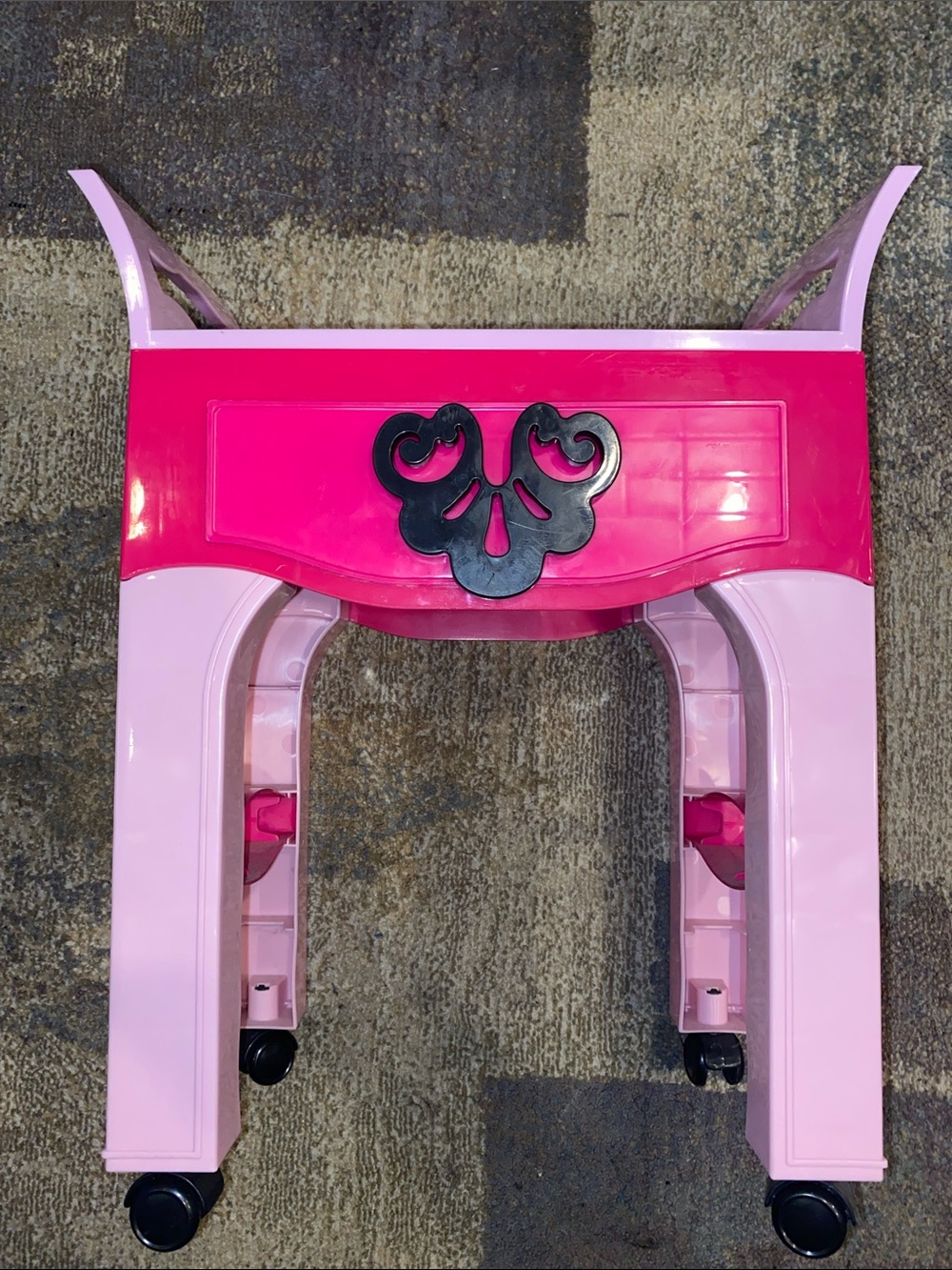 2011 Toys”R”Us Removable Tray Vanity